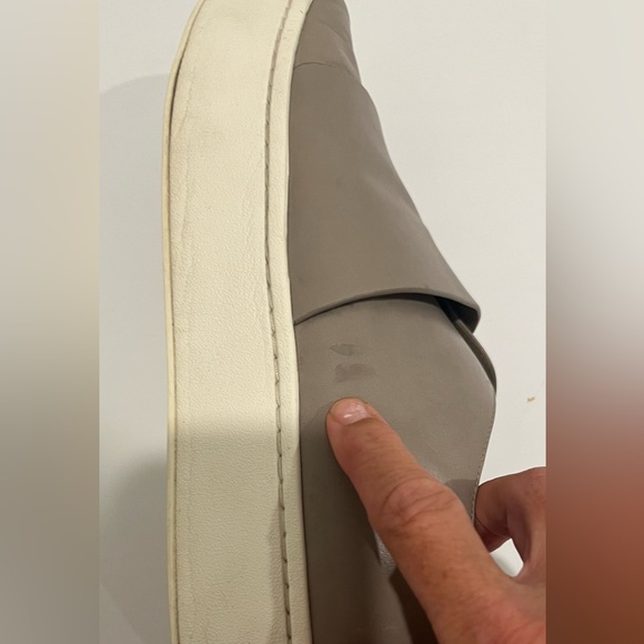 Vince Wallace Platform Slip On Leather Sneakers Shoes Grey Women’s Size 9.5 - Picture 13 of 14